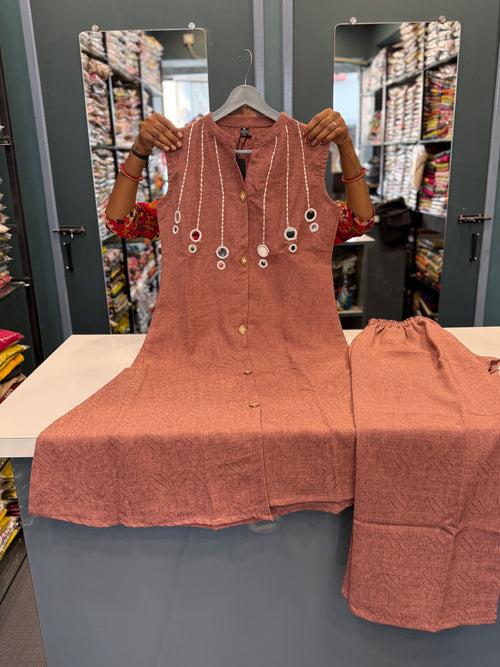 Designer 2 pic imp fabric 😍